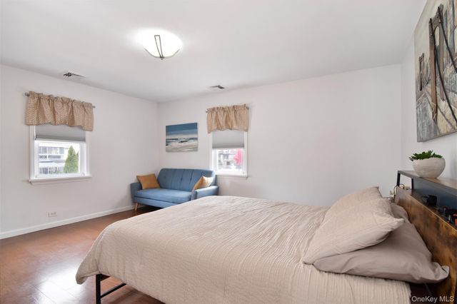 123 Hildreth Place, Yonkers, NY 10704