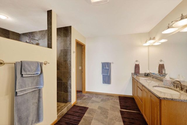 3129 Sunnyside STREET, Stoughton, WI 53589