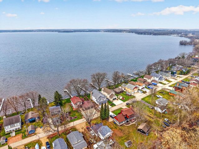 3129 Sunnyside STREET, Stoughton, WI 53589
