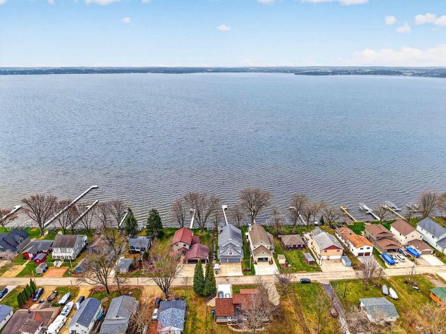 3129 Sunnyside STREET, Stoughton, WI 53589