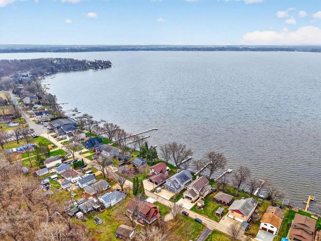 3129 Sunnyside STREET, Stoughton, WI 53589