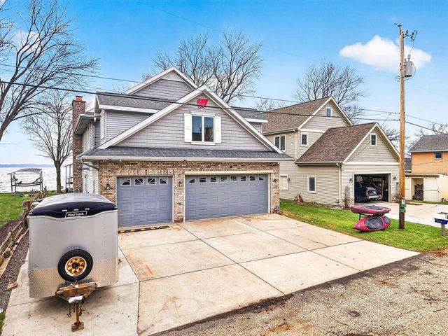 3129 Sunnyside STREET, Stoughton, WI 53589