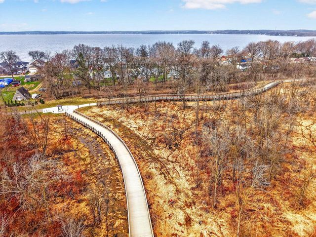 3129 Sunnyside STREET, Stoughton, WI 53589