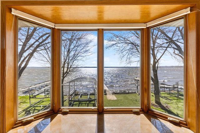 3129 Sunnyside STREET, Stoughton, WI 53589