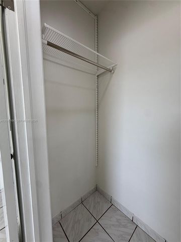 7231 NW 2nd Ter, Miami, FL 33126