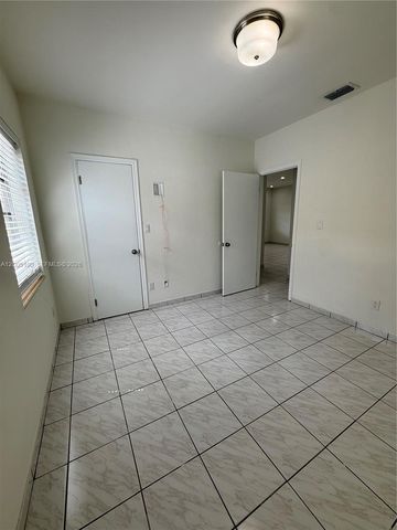 7231 NW 2nd Ter, Miami, FL 33126