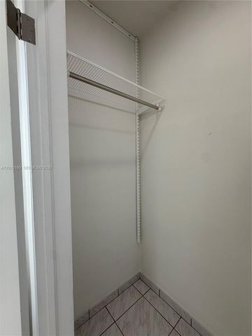 7231 NW 2nd Ter, Miami, FL 33126