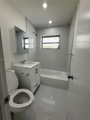 7231 NW 2nd Ter, Miami, FL 33126