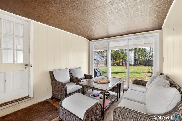 22 Carroll Road, Manchester, CT 06042