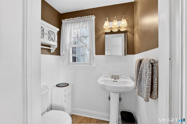 22 Carroll Road, Manchester, CT 06042