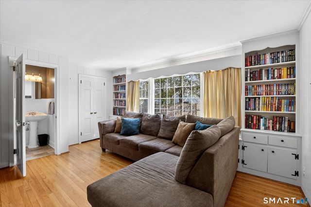 22 Carroll Road, Manchester, CT 06042