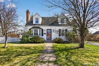 22 Carroll Road, Manchester, CT 06042