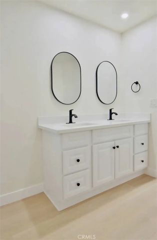 9850 Garfield 5, Huntington Beach, CA 92646