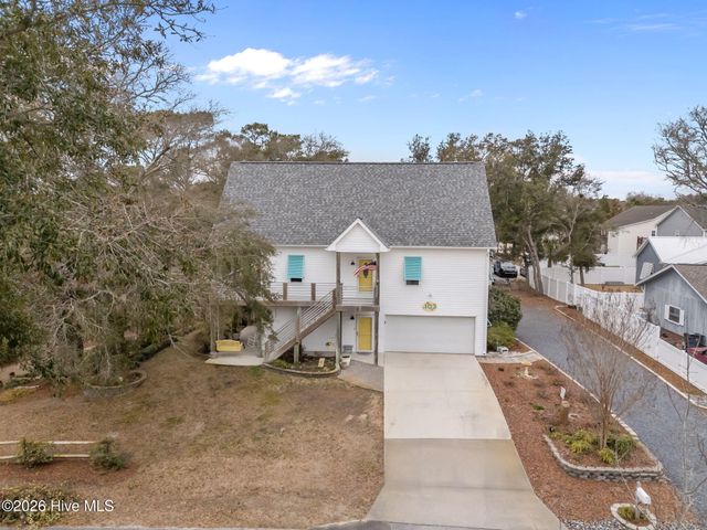 103 SE 27th Street, Oak Island, NC 28465