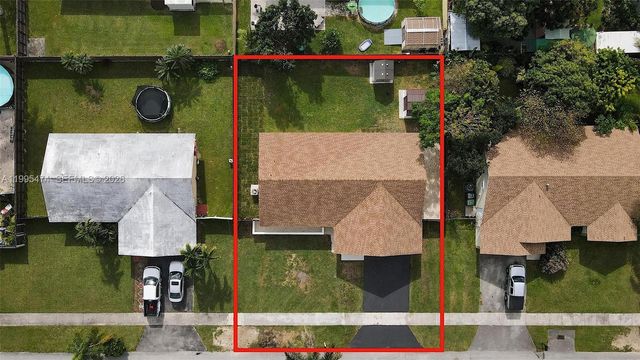 13750 SW 282 ST, Miami, FL 33033