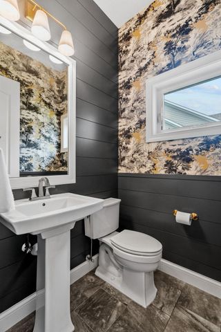 4694 Bluebell Trail N, Medina, MN 55340