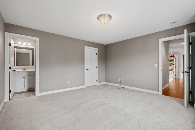 4694 Bluebell Trail N, Medina, MN 55340