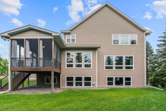 4694 Bluebell Trail N, Medina, MN 55340