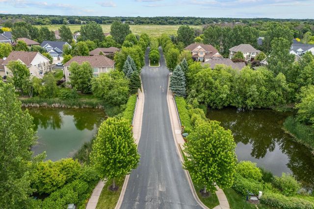 4694 Bluebell Trail N, Medina, MN 55340