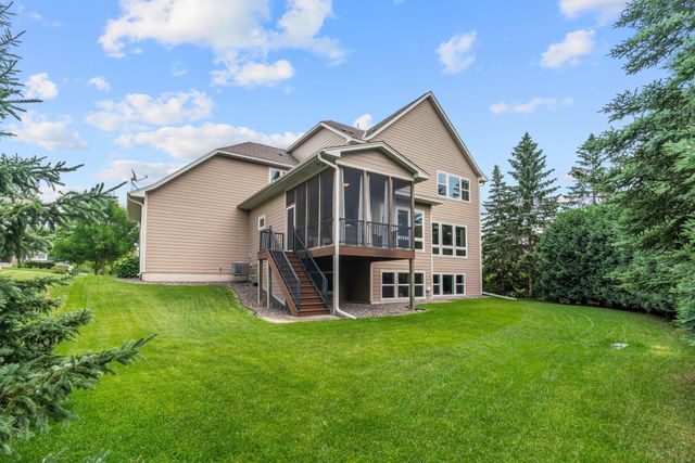 4694 Bluebell Trail N, Medina, MN 55340