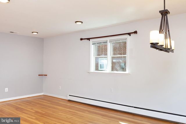 21-A W TAYLOR RUN PKWY W, Alexandria, VA 22314
