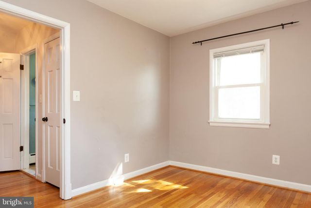 21-A W TAYLOR RUN PKWY W, Alexandria, VA 22314