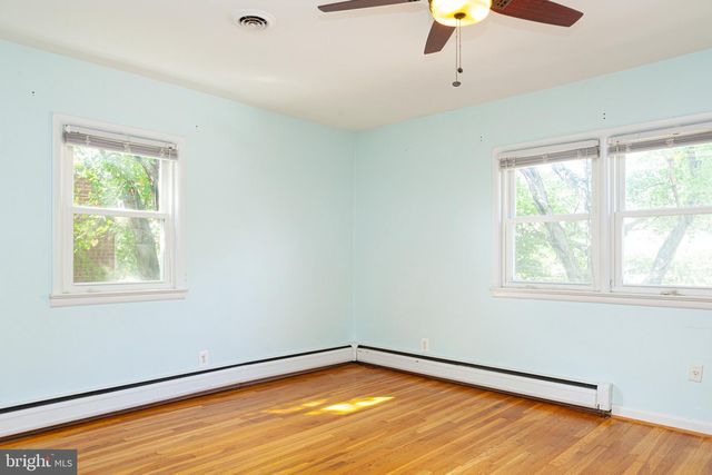 21-A W TAYLOR RUN PKWY W, Alexandria, VA 22314
