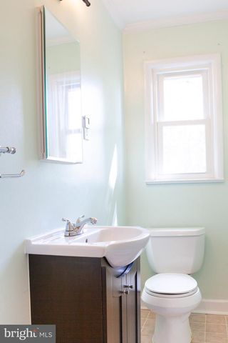 21-A W TAYLOR RUN PKWY W, Alexandria, VA 22314