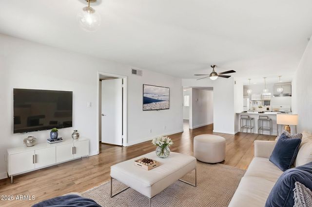 7436 E CHAPARRAL Road B206, Scottsdale, AZ 85250