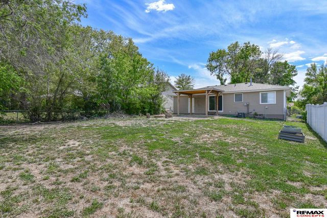 1814 W Peach Street, Lincoln, NE 68522