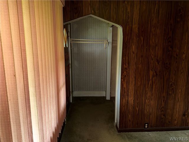 72 Dwyer Street, West Seneca, NY 14224
