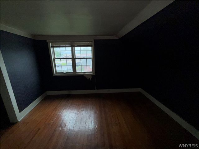 72 Dwyer Street, West Seneca, NY 14224