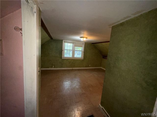 72 Dwyer Street, West Seneca, NY 14224