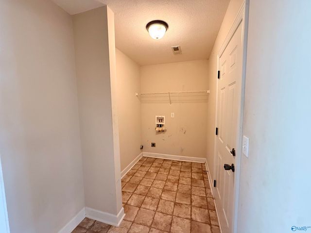 788 Charley Patterson Road, New Market, AL 35761