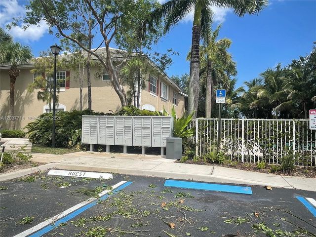 741 NW 42nd Avenue, Plantation, FL 33317