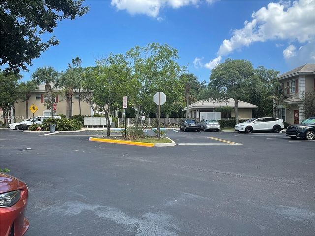 741 NW 42nd Avenue, Plantation, FL 33317