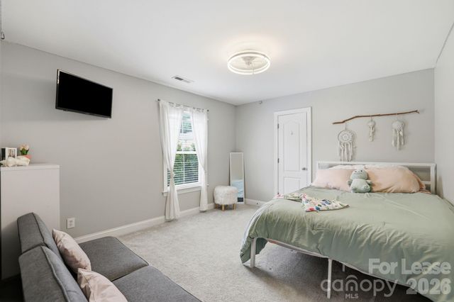 8636 Sagekirk Court, Charlotte, NC 28278