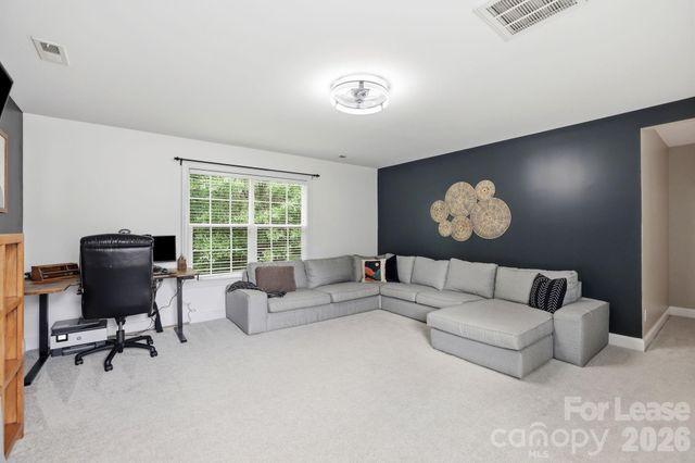 8636 Sagekirk Court, Charlotte, NC 28278