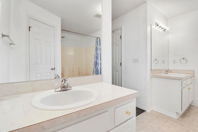 4074 SW Darwin Boulevard, Port St. Lucie, Port St Lucie, FL 34953