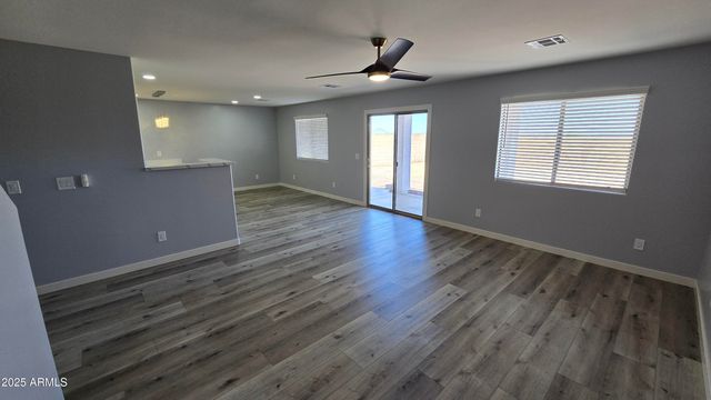 23451 N EL FRIO Court, Sun City, AZ 85373