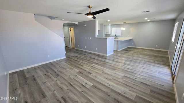 23451 N EL FRIO Court, Sun City, AZ 85373