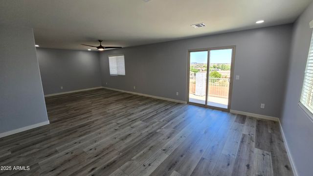 23451 N EL FRIO Court, Sun City, AZ 85373