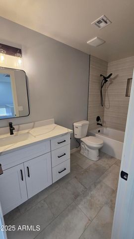 23451 N EL FRIO Court, Sun City, AZ 85373
