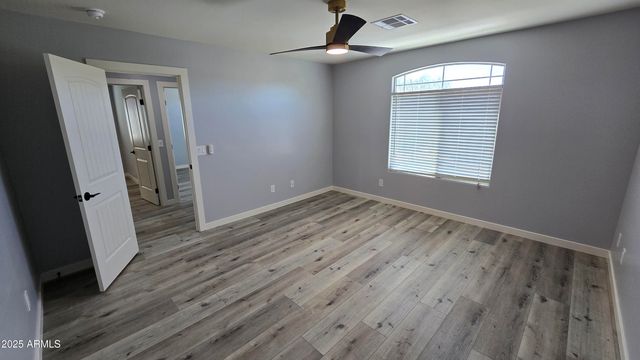 23451 N EL FRIO Court, Sun City, AZ 85373