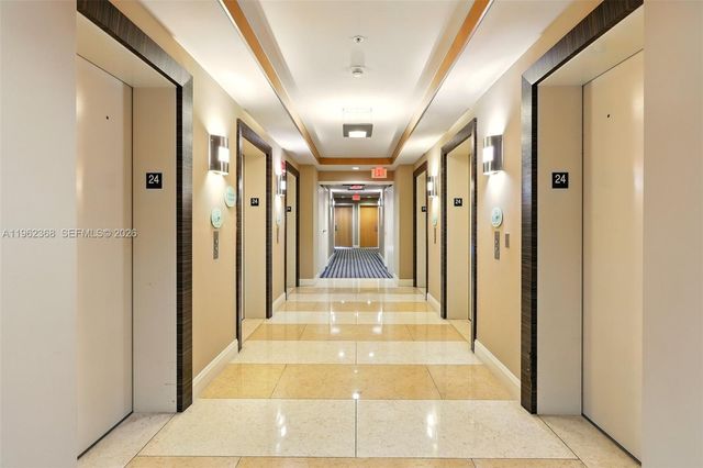 244 Biscayne Blvd 2405, Miami, FL 33132