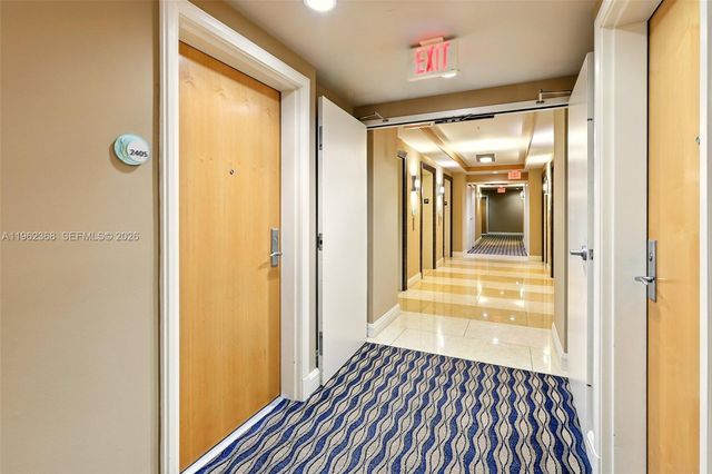 244 Biscayne Blvd 2405, Miami, FL 33132