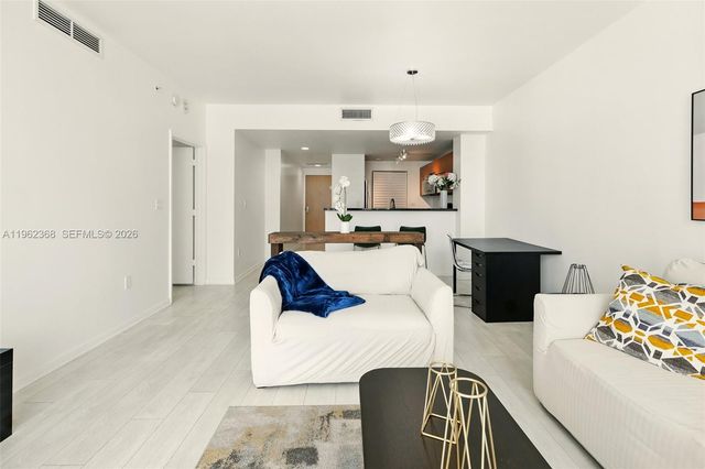 244 Biscayne Blvd 2405, Miami, FL 33132