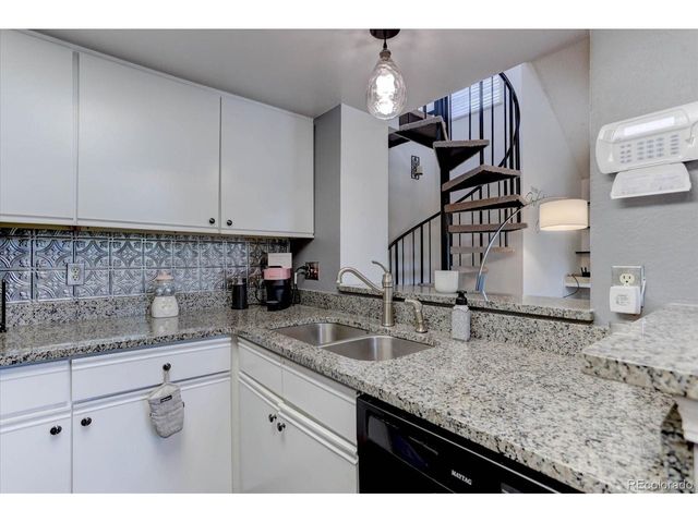 4943 S Carson St 209, Aurora, CO 80015