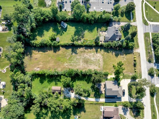 629 65th Street, Willowbrook, IL 60527