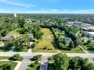 629 65th Street, Willowbrook, IL 60527